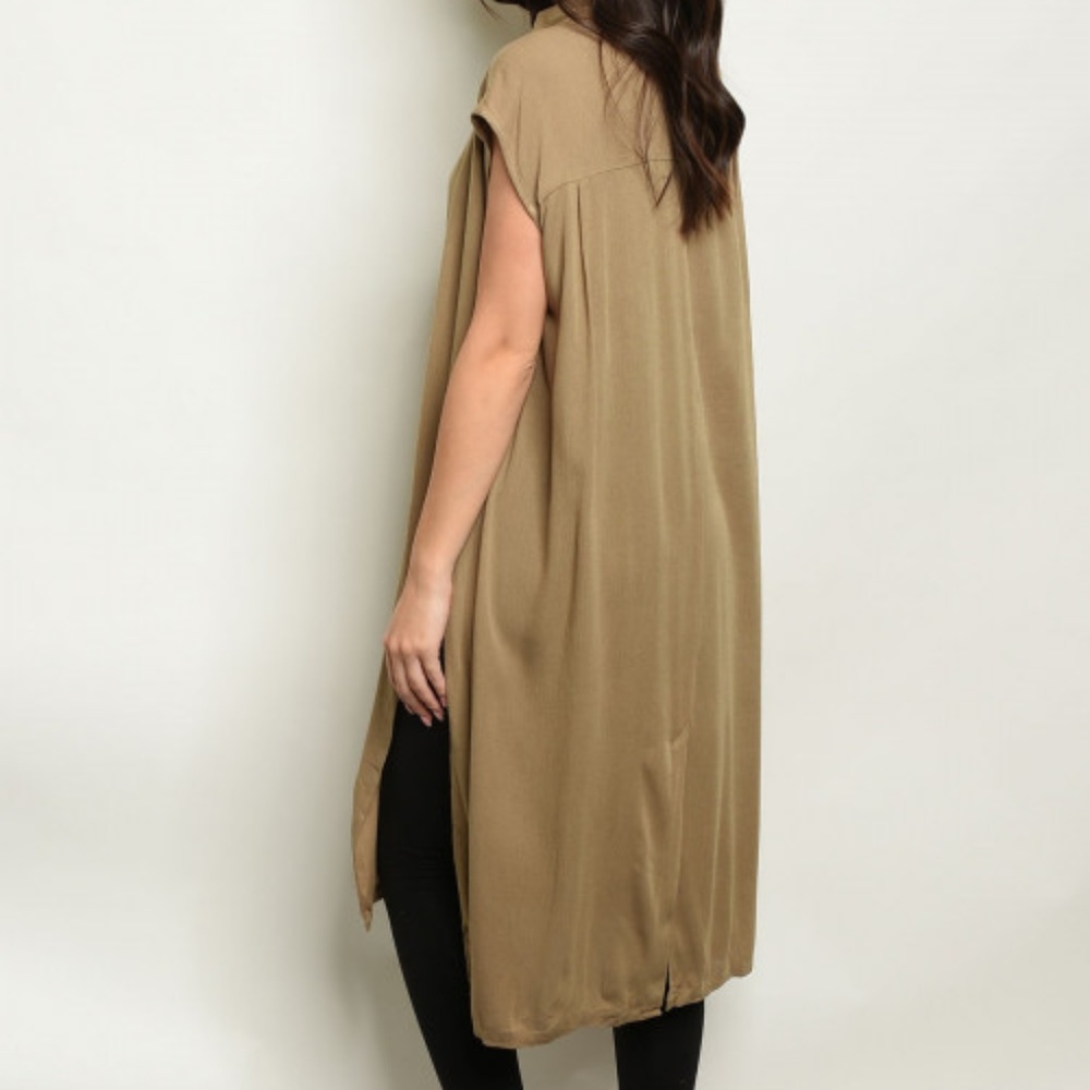 OVERSIZED OLIVE SIDE SLIT TUNIC TOP - Picture 3 of 7